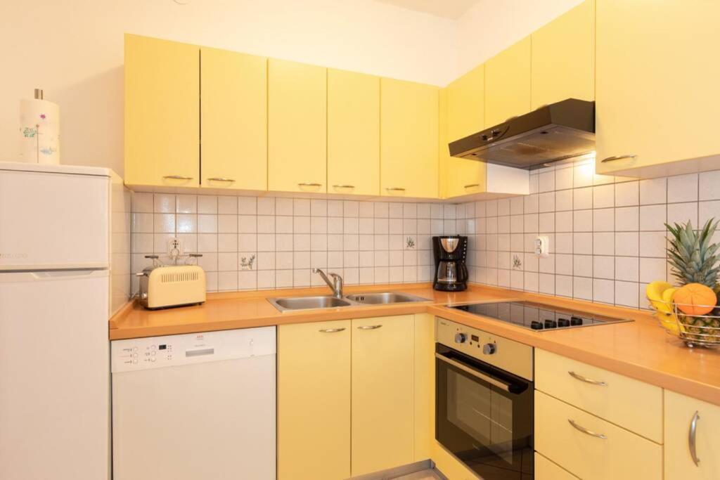 Apartments Doris, Krk คิร์ก ภายนอก รูปภาพ